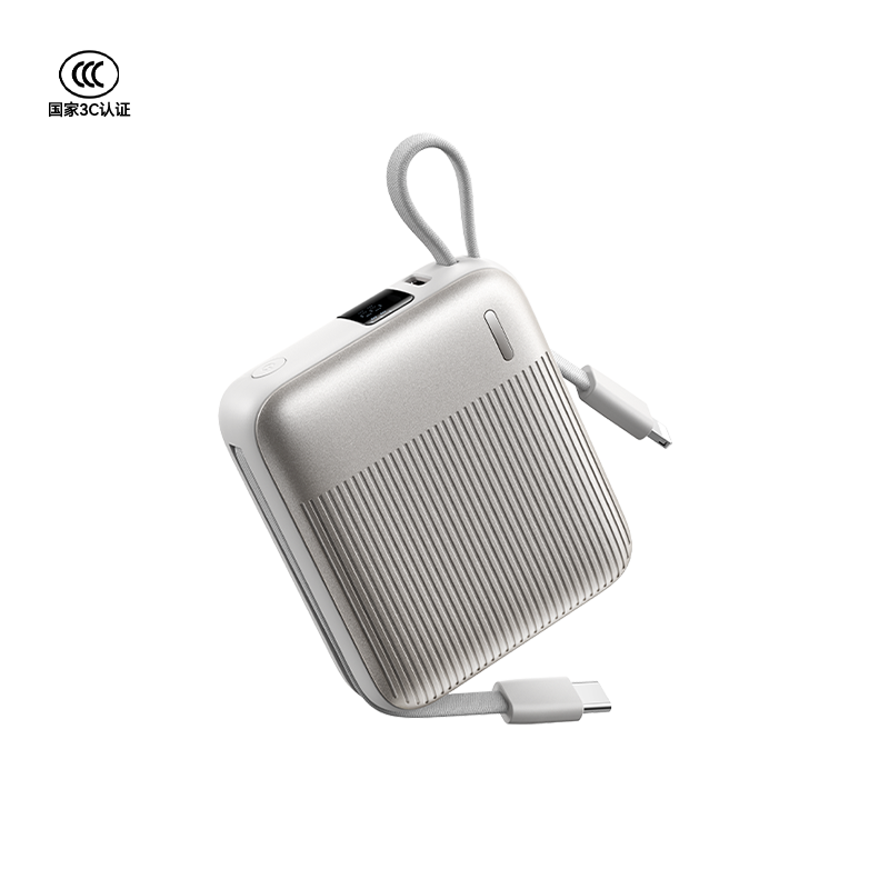 پاوربانک ریمکس FC-05 ظرفیت ۱۰۰۰۰ میلی‌آمپر فست شارژ