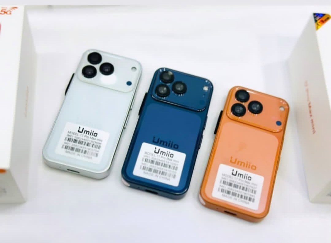 گوشی آیفون 17 پرومکس مینی iPhone 17 Pro Max Mini از برند Umiio