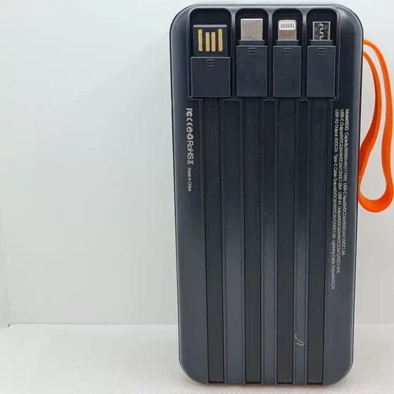 پاوربانک ۳۰۰۰۰ میلی آمپر مدل R53G فست شارژ