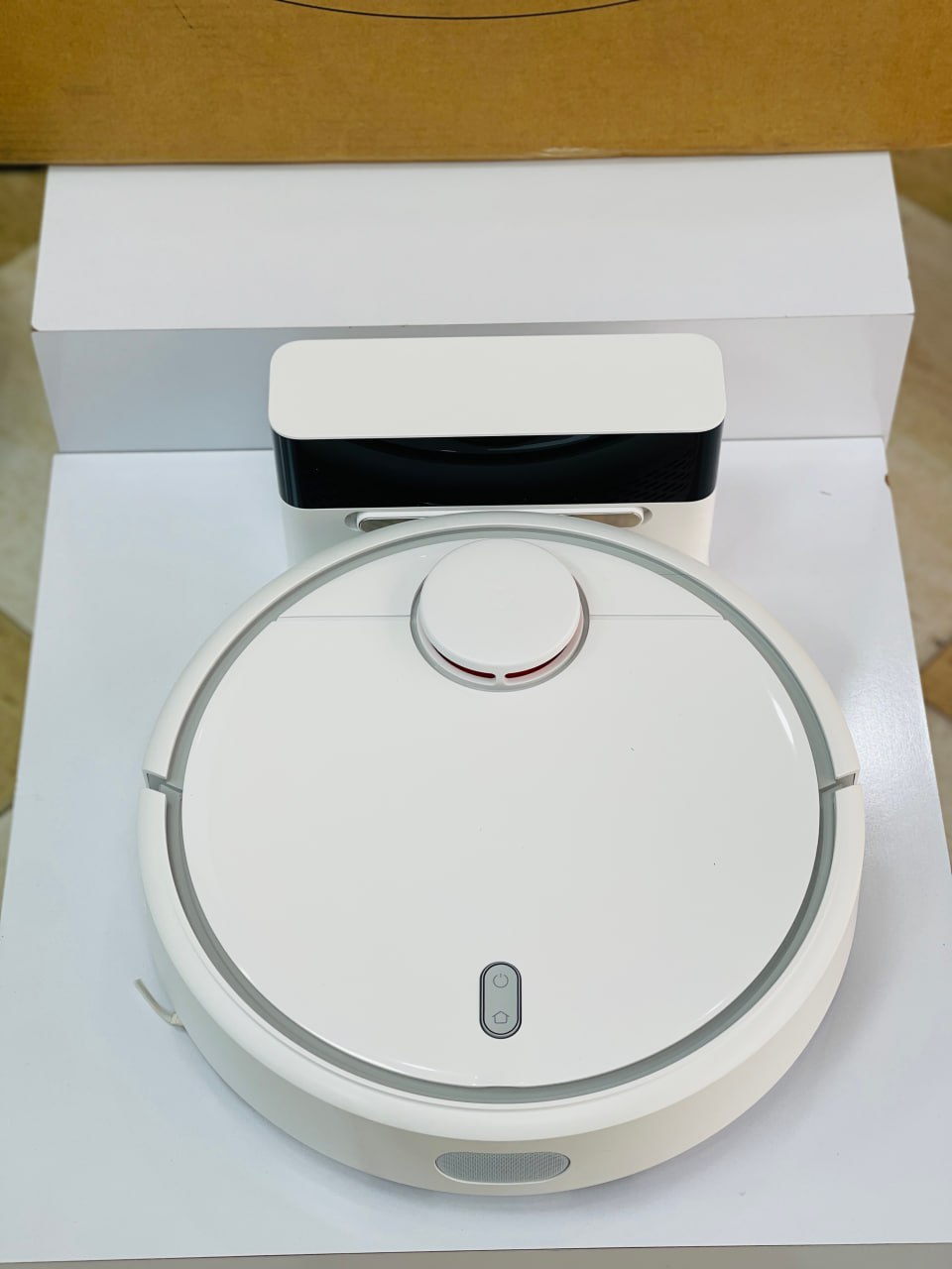 Xiaomi Mi Robot   جاروبرقی رباتیک شیائومی